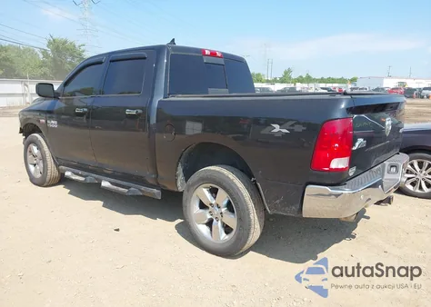 2016 Ram 1500 Big Horn z USA, uszkodzony, nr VIN 1C6RR7LT1GS331154